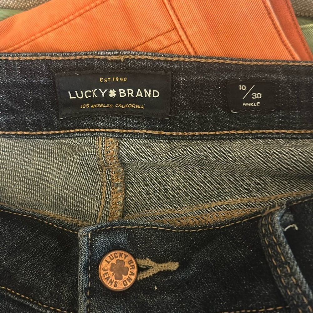 lucky brand jeans 10/30 chic